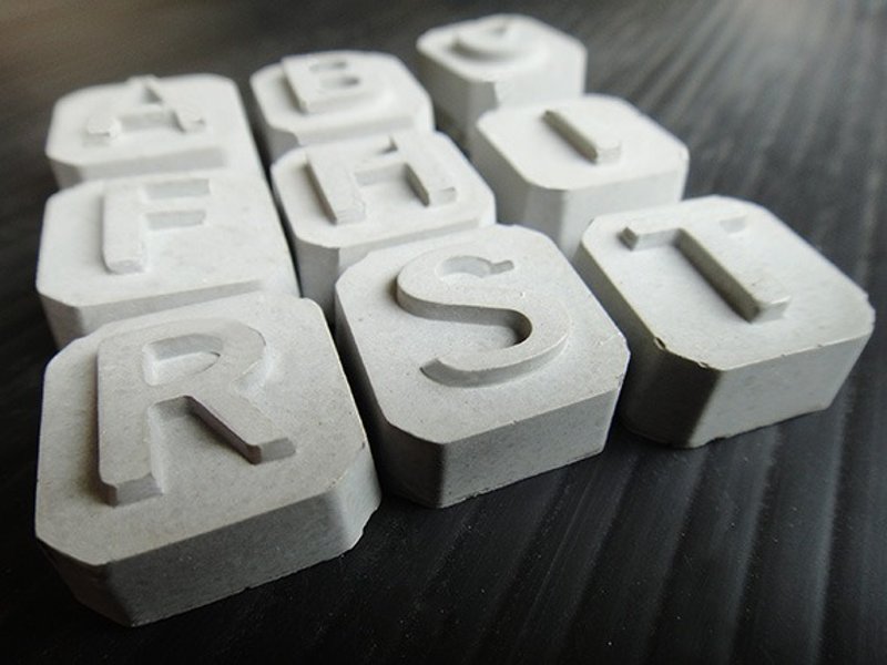 英文字母 水泥 混凝土 巧克力方砖 磁铁 便利贴 办公室小物 工业简约风 交换礼物 - 摆饰 - 水泥 灰色