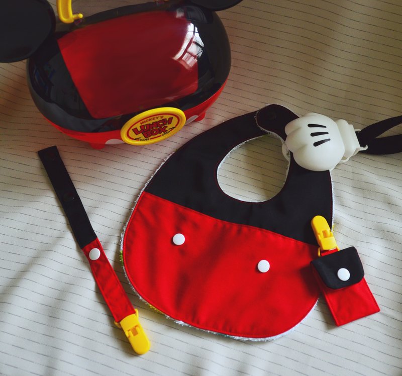 大明星M先生 - 北鼻扣式围兜礼盒组 - 围嘴/口水巾 - 其他材质 红色