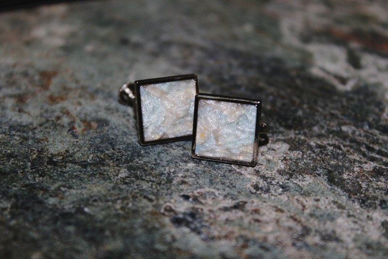 Blow up软陶夹式耳环 - 耳环/耳夹 - 陶 黄色