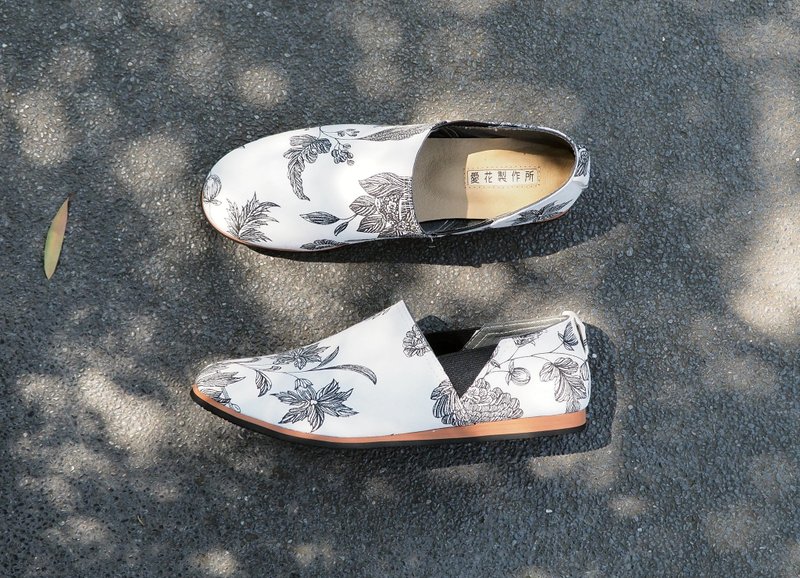 爱花轻便鞋-白色花卉 - 女款休闲鞋 - 其他材质 白色