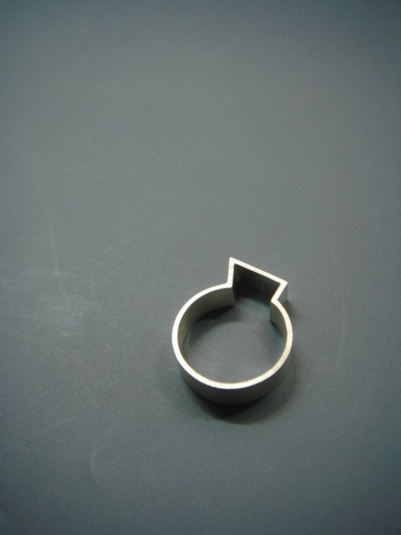 凸 #05 - 戒指 - 其他金属 灰色