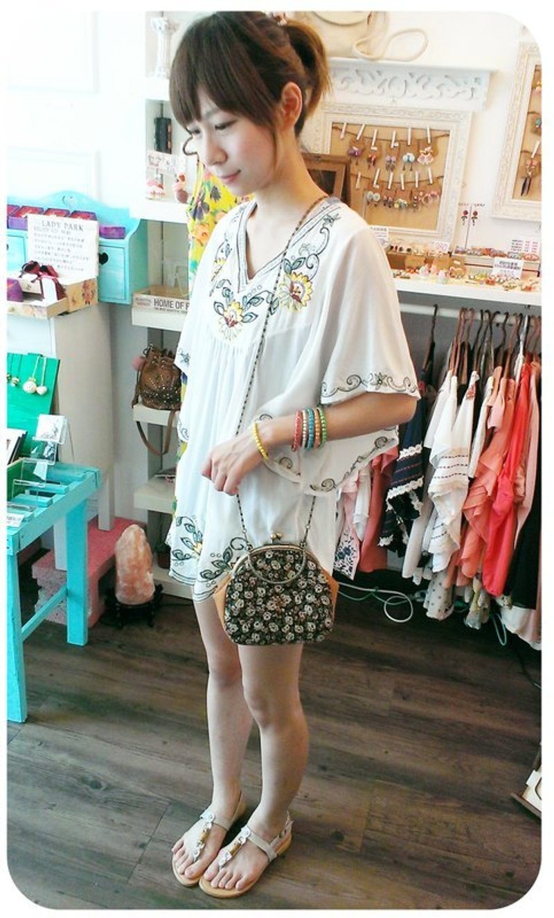 【Lady Park】16厘米．侧背、斜背、手提，复口小碎花植绒布．雕花大口金． - 侧背包/斜挎包 - 其他材质 咖啡色