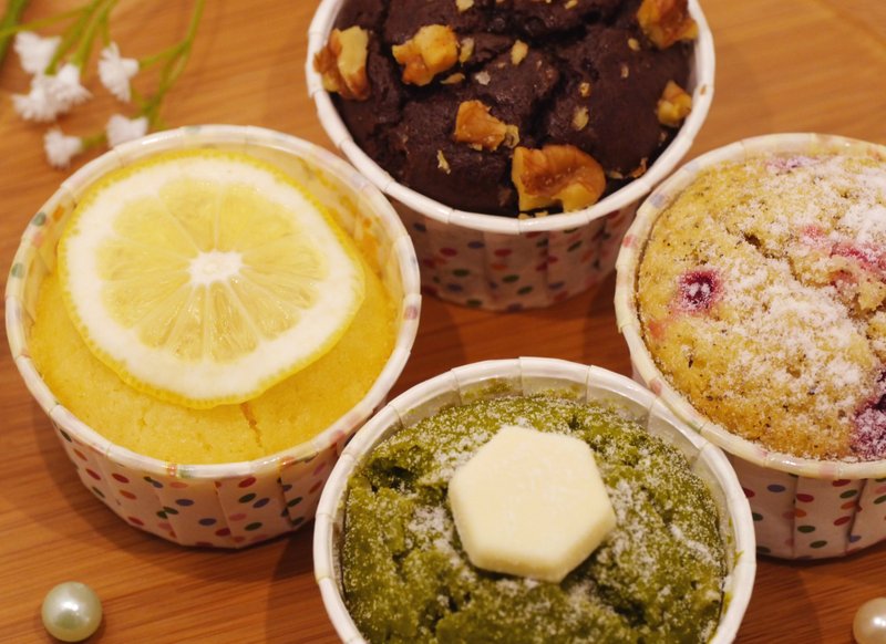 圆点点杯子蛋糕礼盒(伯爵、布朗尼、抹茶白巧克力、柠檬4种口味各1) 手作甜点礼物 手工点心 交换礼物 伴手礼 年节礼盒 - 其他 - 新鲜食材 多色