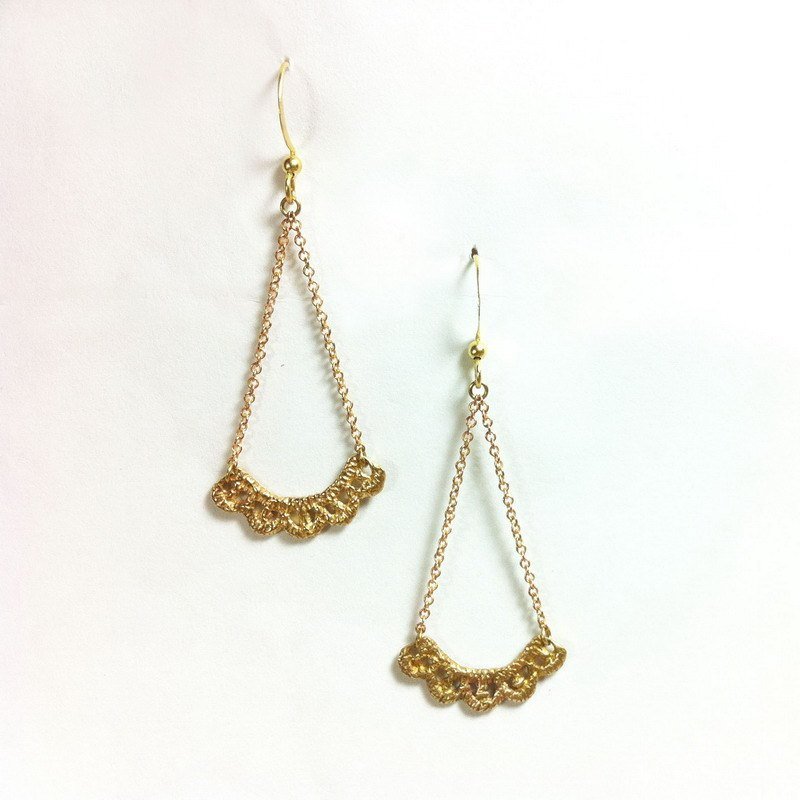 **DORCUS**Lace系列/复古铜金蕾丝耳环/黄铜制/纯手工制 - 耳环/耳夹 - 其他金属 金色