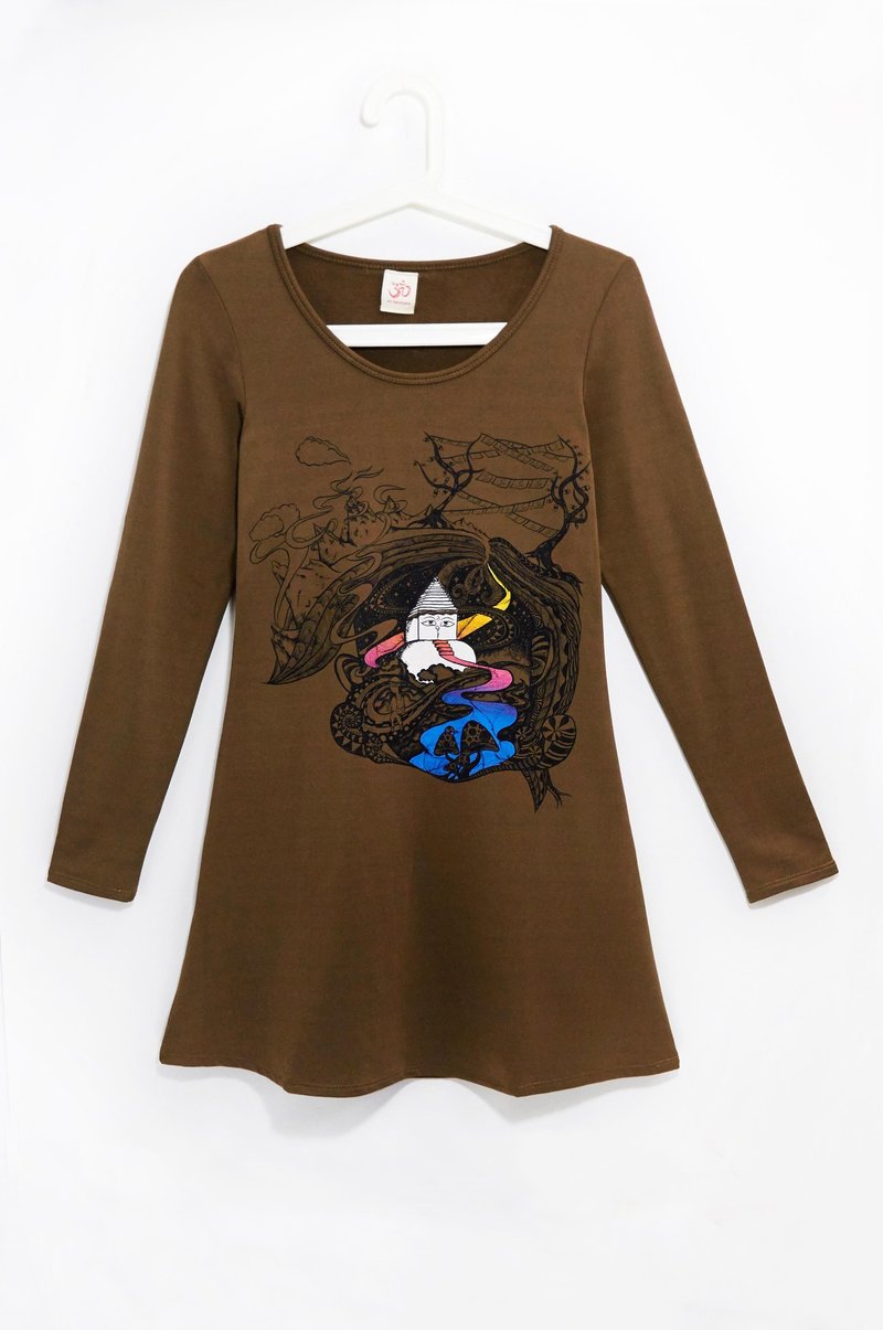 手感棉质内刷毛旅行长版上衣 - 奔走在尼泊尔雪山(咖啡色) - 女装上衣 - 棉．麻 咖啡色