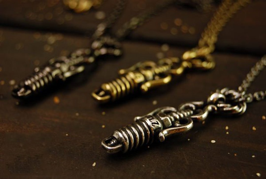 【METALIZE】F.T.W Sparkle Plug Necklace F.T.W火星塞项链 - 项链 - 其他金属 