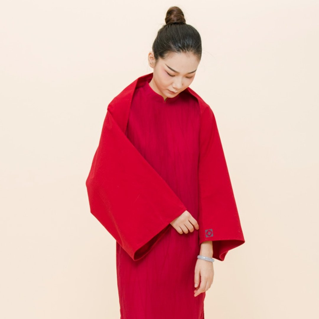 不服  贺年限定 本命年婚嫁全棉披肩 撞色刺绣   红   A150912 - 旗袍 - 棉 红色