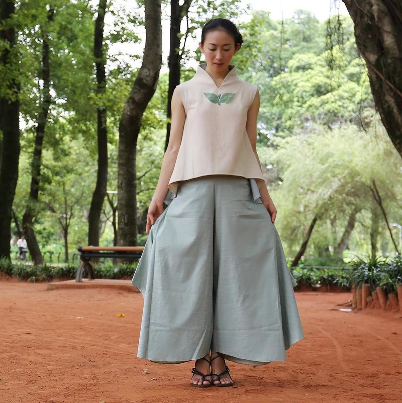 最后一件～免邮优惠！立⊕棉麻V领上衣（ 天白 / 麻卡） - 女装上衣 - 其他材质 卡其色