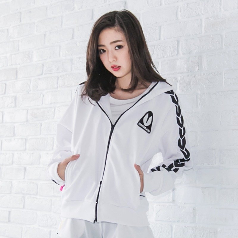 连帽U-LINE女外套-白 - 女装休闲/机能外套 - 其他材质 白色