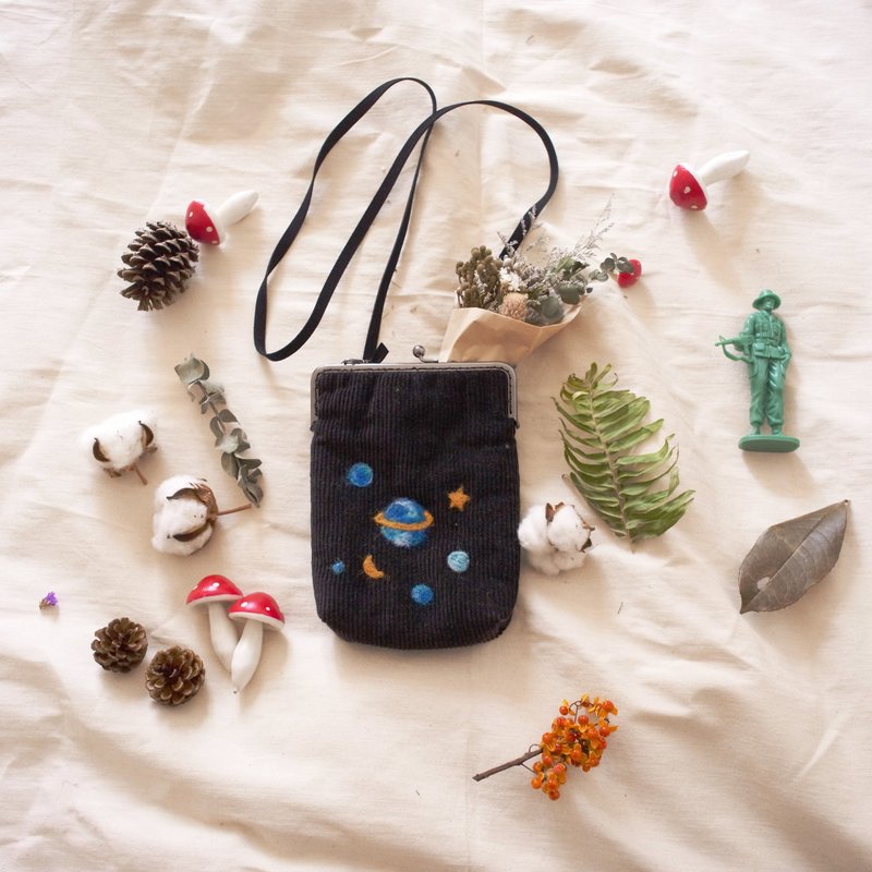 飞向宇宙  口金随身包 - 侧背包/斜挎包 - 棉．麻 黑色