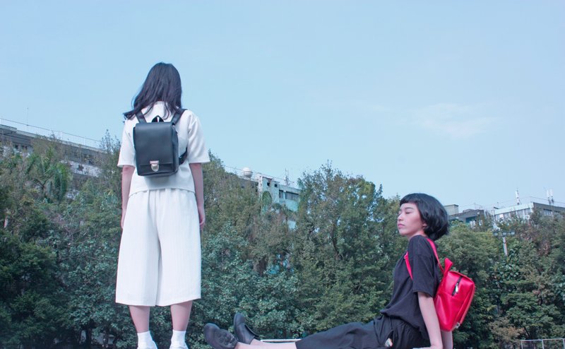 学生时光皮革黑色后背包 - 后背包/双肩包 - 真皮 