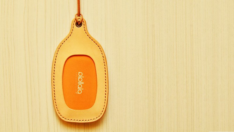 Card Holder Qoo Qoo证件套 染黑版 Final Call! - 证件套/卡套 - 真皮 金色