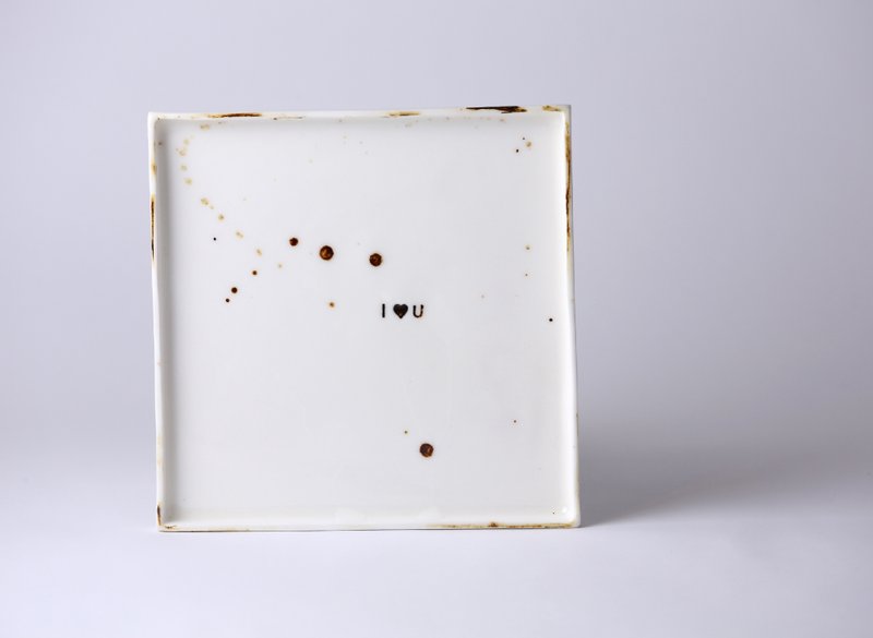 自在手作love方形瓷盘[Ｌ] - 浅碟/小碟子 - 其他材质 白色