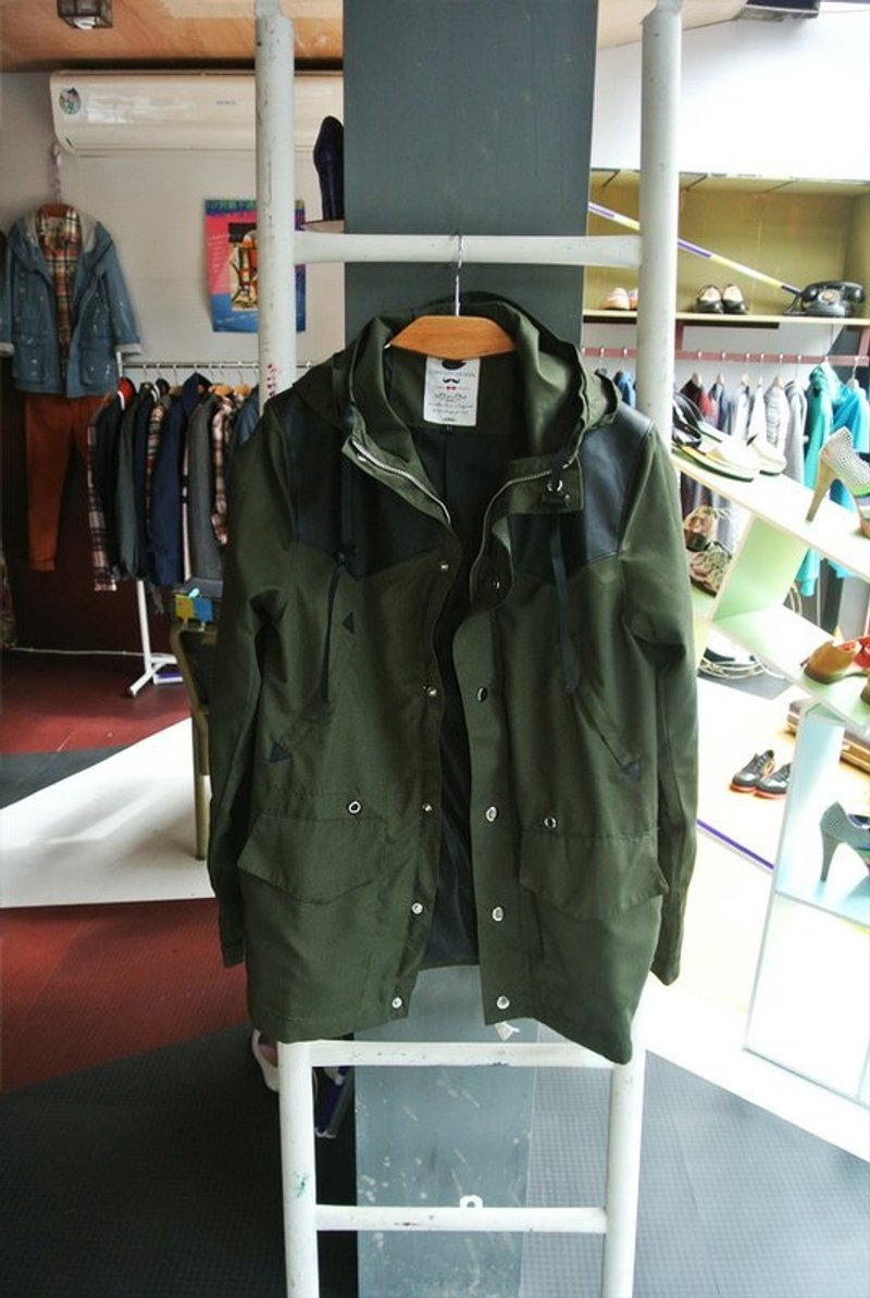 男朋友可以穿这么帅吗?双拼风衣 - 男装外套 - 其他材质 绿色