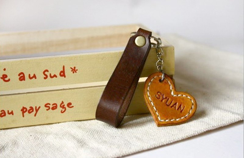 【 LION's 】手工皮革 皮件-- 爱心钥匙圈 (客制订做) - 吊饰 - 真皮 