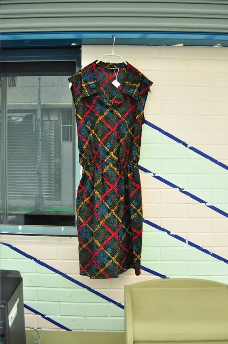 俏皮女孩．逍遥讨债复古洋装 - 洋装/连衣裙 - 其他材质 红色