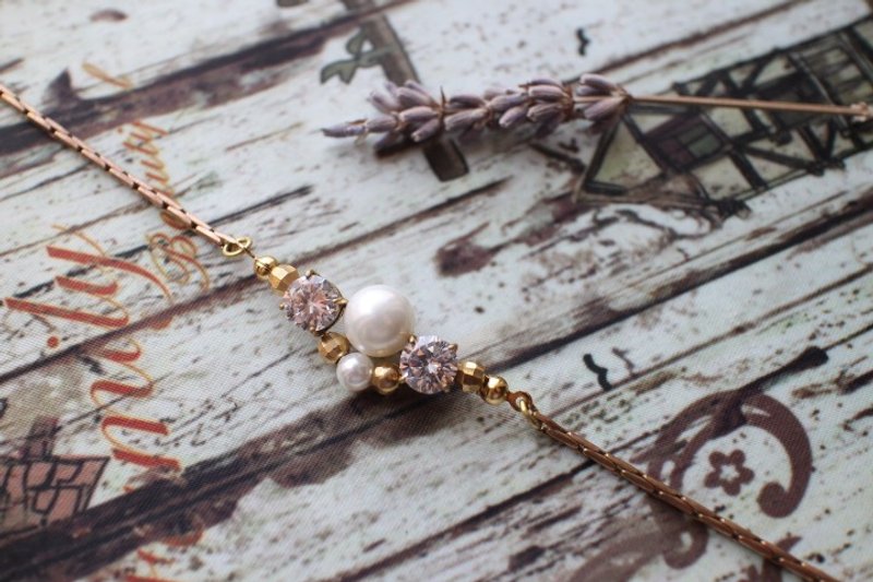 Fuchia~无限~锆石/黄铜/母贝 手链 - 手链/手环 - 其他金属 