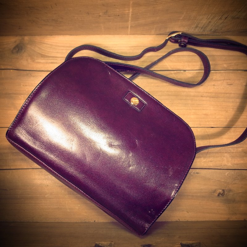 [ 老骨头 ]早期 Gold Pfeil 酒红色 真皮 侧背包 绝版真品 古董包 Vintage - 侧背包/斜挎包 - 真皮 红色