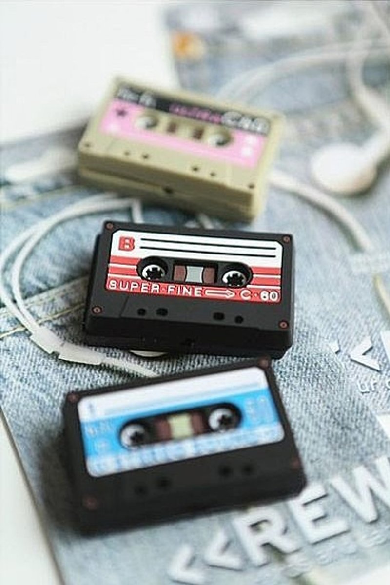 创意TAPE录音带造型 集线器/卷线器 - 卷线器/电线收纳 - 硅胶 