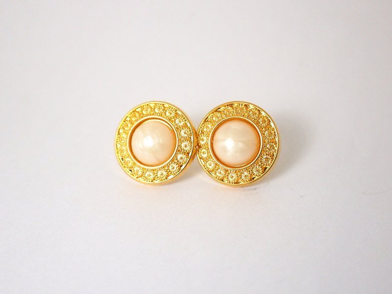 【circle dot】七零年代 - 耳环/耳夹 - 塑料 金色