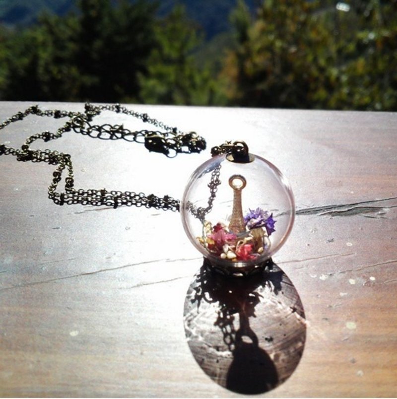 爱家作- OMYWAY梦幻巴黎铁塔透明玻璃球复古青古铜色颈链 - 颈链 - 纸 白色