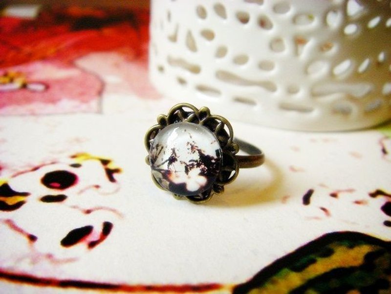 OldNew Lady-摄影风【路边野花】古铜色花边戒指(可调戒围) - 戒指 - 其他金属 