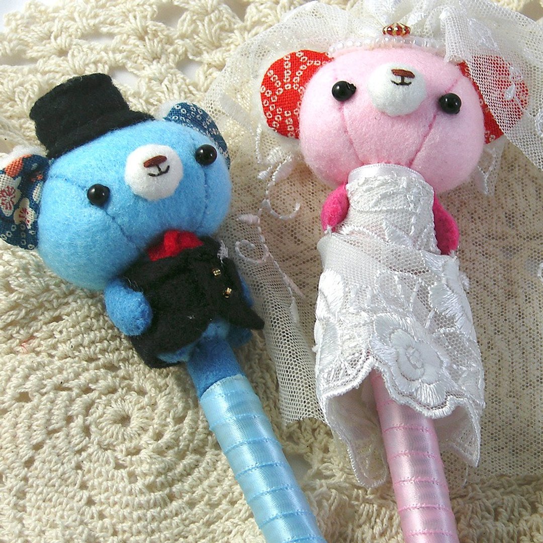 Cheerful。手工缝制小熊新郎&新娘签名笔/婚礼小物 (2入/组) - 其他 - 羊毛 