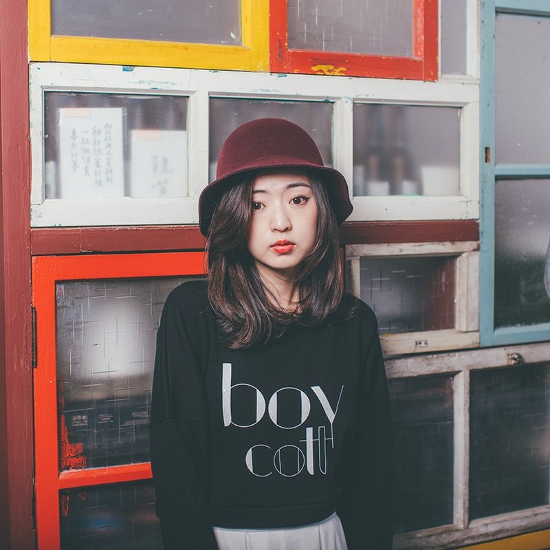 OOPSY - Boycott Crop Top/ Boycott 短版刷毛上衣 - M - 女装上衣 - 其他材质 黑色