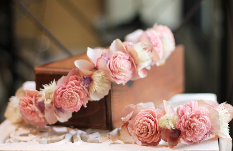 新娘花冠 【 优惠组合系列】花冠 / 手腕花 - 胸花/手腕花 - 其他材质 粉红色