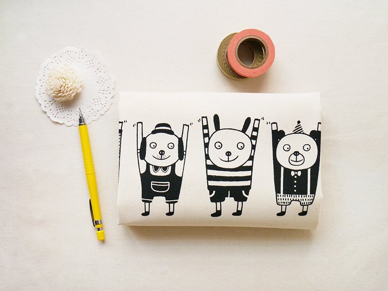 Put Your Hands Up - 10盎司棉质丝印手提袋 - 手提包/手提袋 - 棉．麻 白色