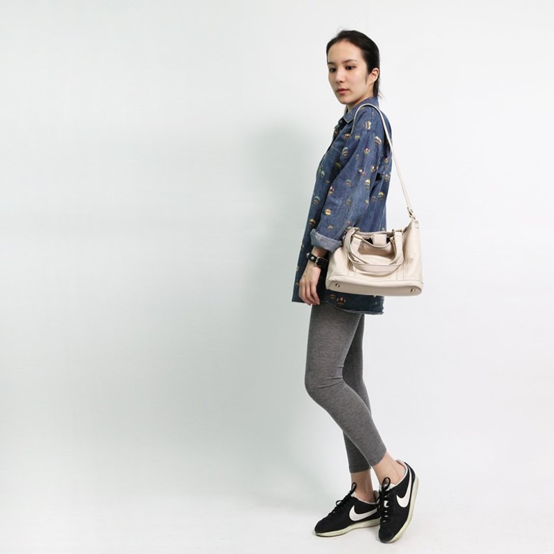 Passion 小手袋白色  手提/肩背/斜背 - 侧背包/斜挎包 - 真皮 白色