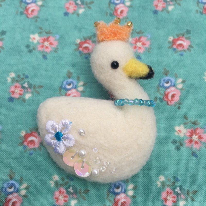 天鹅王子－手作羊毛毡别针 - 胸针 - 羊毛 白色