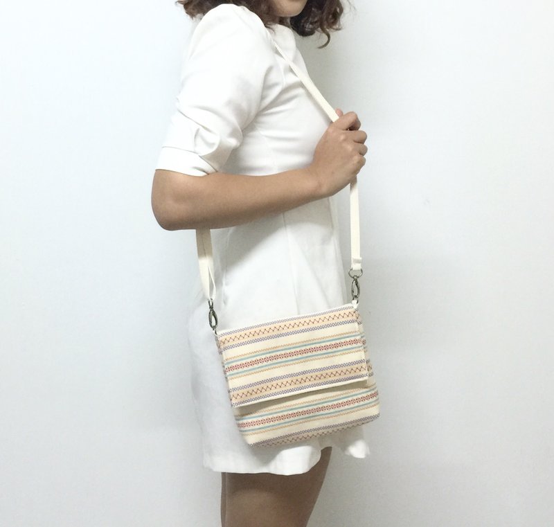 MINIxROSE 民族白厚片土司包/斜背包/肩背包/附免费打印名字皮标 - 侧背包/斜挎包 - 棉．麻 金色