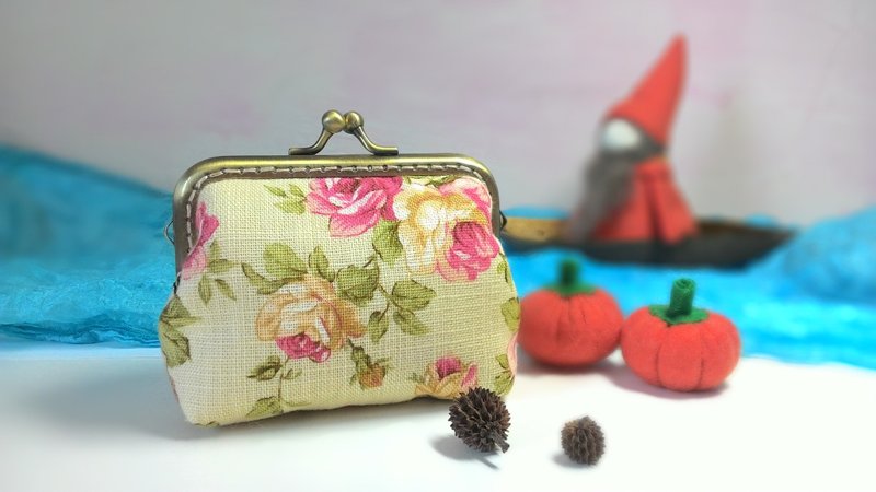 待宵手作 10.5cm 口金包 浪漫玫瑰 - 零钱包 - 其他材质 