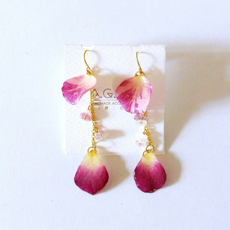 硬胶花痴AGFC 全立体真花制作 高低双花瓣 24K镀金耳勾 耳环 - 耳环/耳夹 - 植物．花 多色