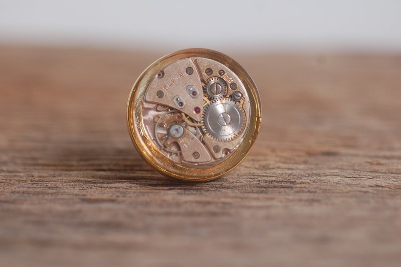 【She Shines】 - 最美的时光-机芯戒指 - 戒指 - 其他金属 金色