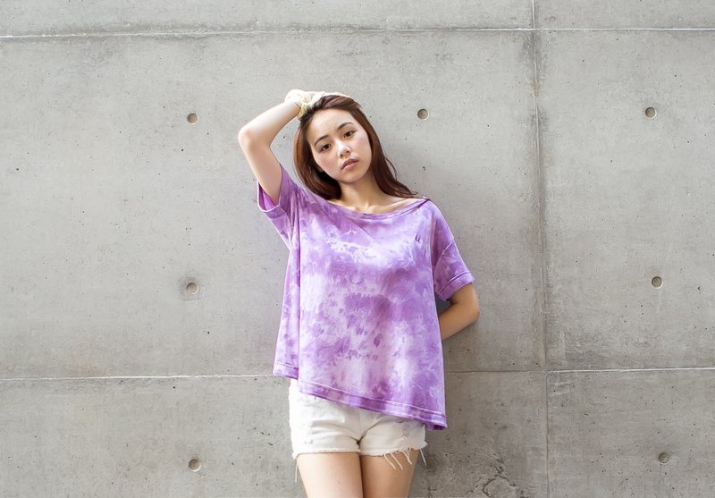 SU:MI said 小U电绣宽领口伞状上衣◆4SF023_手染紫 - 女装上衣 - 棉．麻 紫色