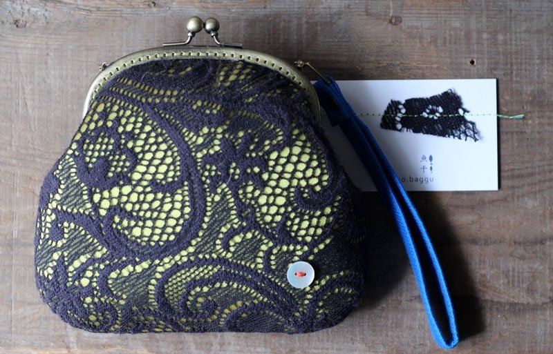 蕾丝缎布 ◘ 手工大口金包 - 其他 - 棉．麻 黑色