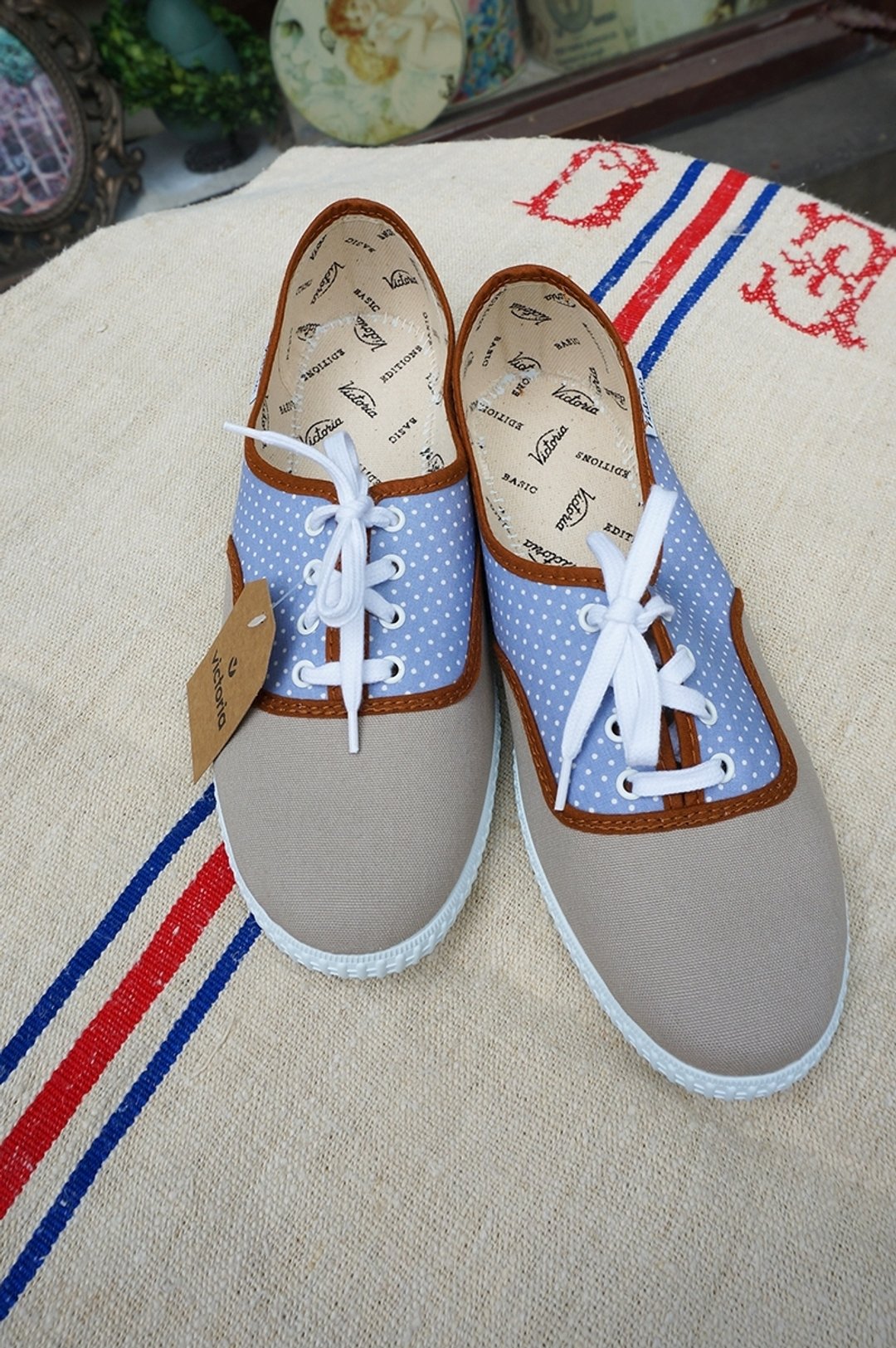 victoria西班牙国民手工鞋-卡其点点BEIGE(鞋带款)(绝版) - 女款休闲鞋 - 棉 卡其色