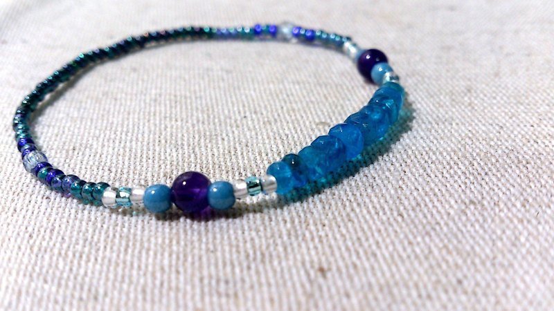 crystal in dearsharka || 深蓝磷灰石 x 紫水晶．静沁凝止的如海美丽 - 手链/手环 - 宝石 蓝色