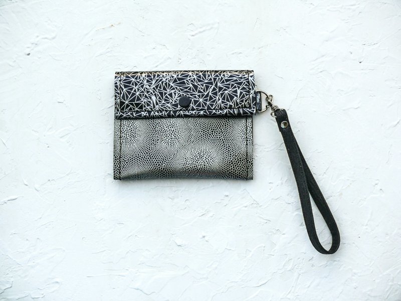 神秘黑2混血防水布包单一限量7折再免运 - 零钱包 - 防水材质 黑色