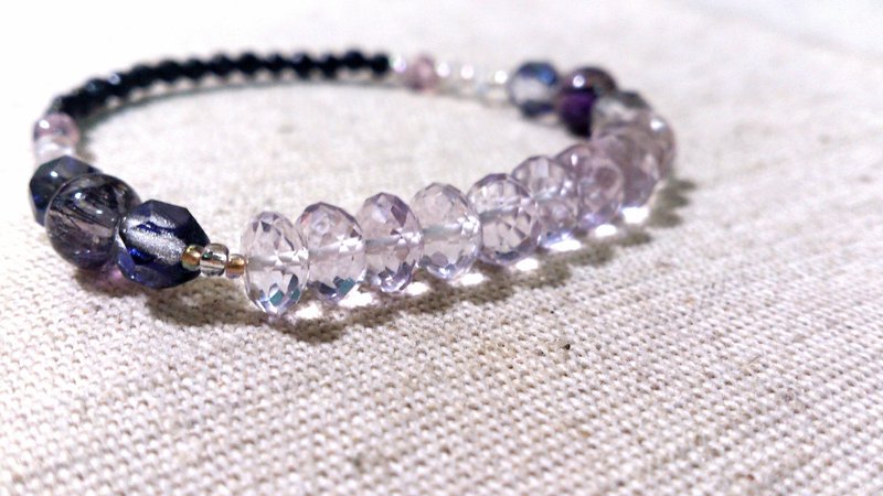 crystal in dearsharka || 粉紫水晶 x 紫发 x 月光石 x 黑玛瑙．净粉舒丽的柔紫魅力 - 手链/手环 - 宝石 粉红色