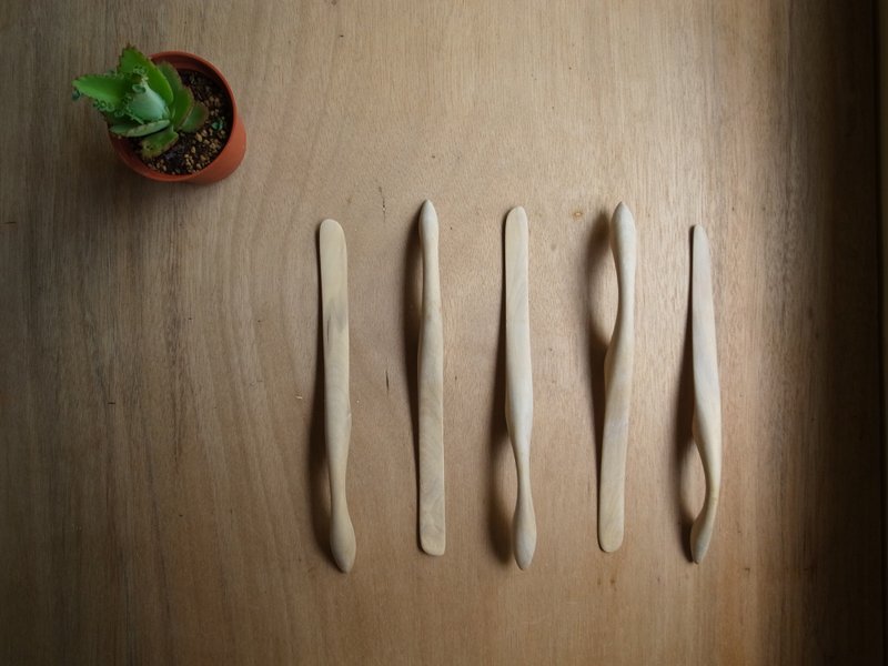 奶油抹刀 - 瞻望系列 【木餐具\乌心石\手工木制品】【随机出货】 - 餐刀/叉/匙组合 - 木头 咖啡色