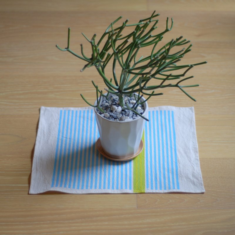 JainJain手印餐垫/桌垫/桌巾(蓝条) - 餐垫/桌巾 - 棉．麻 蓝色