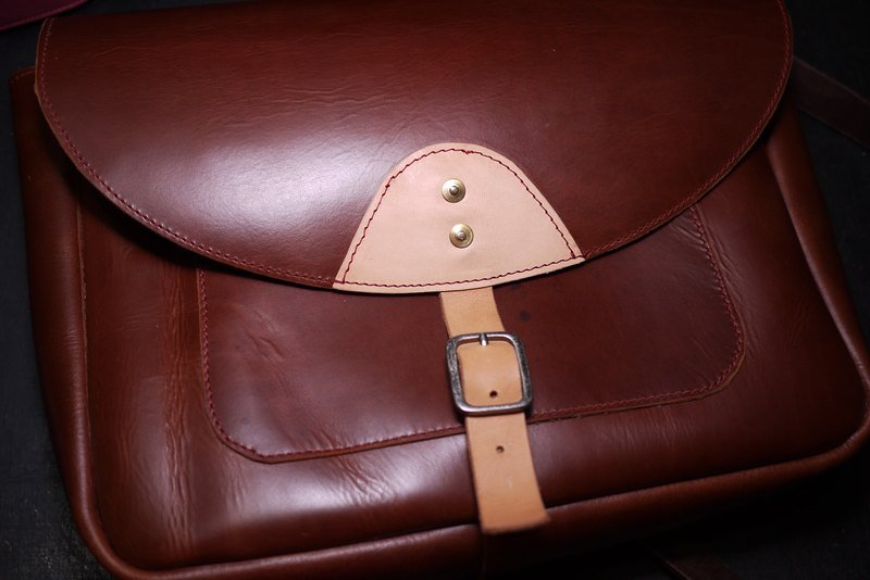 Dreamstation 皮革鞄研所，mail Bag 邮差包，油腊皮&植鞣革手工制作 - 其他 - 其他材质 