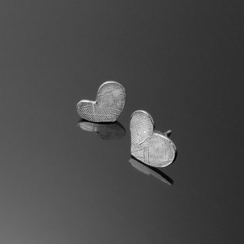 指纹印记系列 / 指纹爱心耳环 / 925纯银 / 定制化 - 耳环/耳夹 - 其他金属 银色