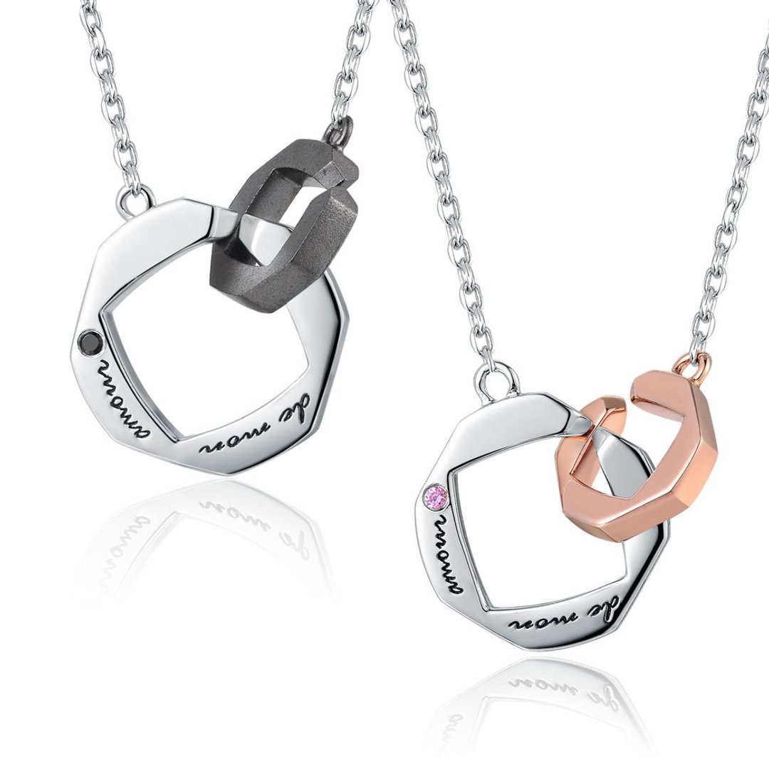 香港设计 Bling Bling 925纯银镀铂金情侣项链 (My Love) 套装 - 项链 - 其他金属 灰色