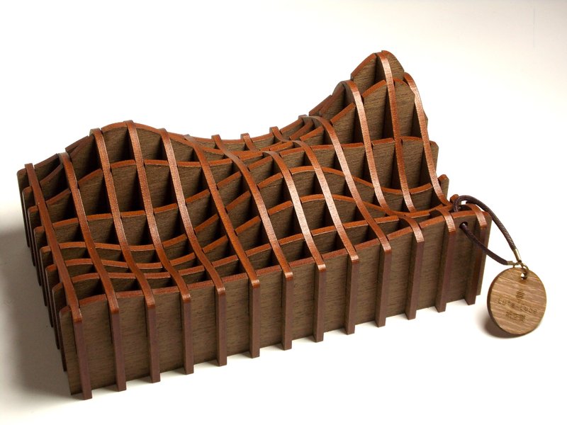 限量优惠【峡谷笔插】圣诞.交换礼物.送老外.送长官.笔筒.设计文具.情人节 生日 礼物.旅游.婚礼.纪念品 - 笔筒/笔座 - 木头 咖啡色