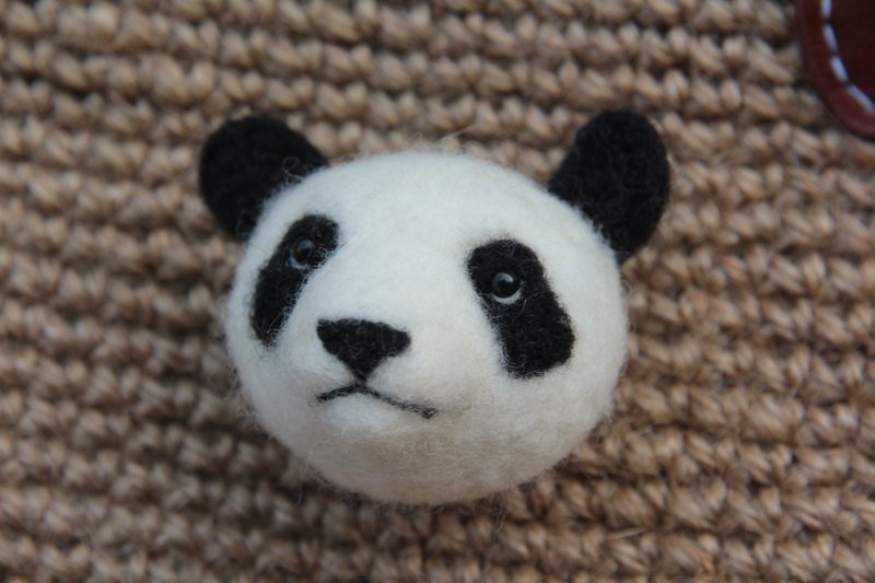 ~羊毛毡猛兽胸针系列~黑白猫熊 - 胸针 - 羊毛 橘色