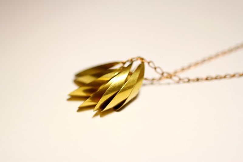 { moimoi } 都会几何简约黄铜管切片项炼 - 项链 - 其他金属 金色